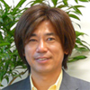 三浦 泰年 氏